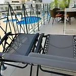 Veronika Paralimni